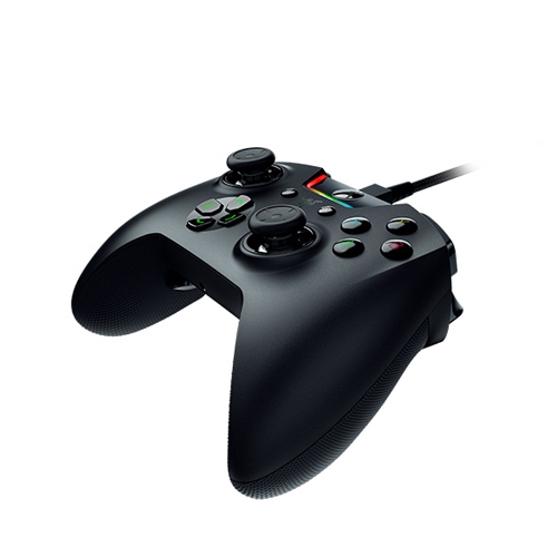 Razer-Wolverine-Tournament-Edition-02