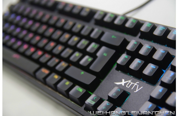 Xtrfy K4 RGB 機械式鍵盤 開箱評測